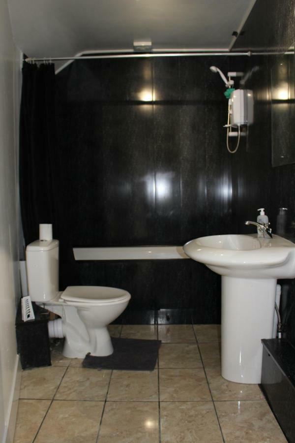 Napier Town House - Self Catering - Guesthouse Style - Twin And Double Rooms เวิร์คคิงตัน ภายนอก รูปภาพ